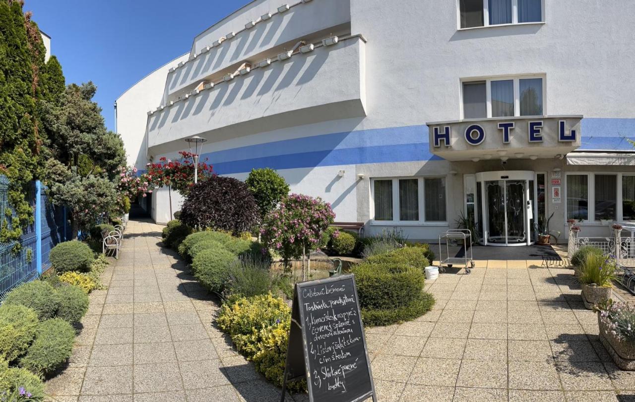 Hotel Set Bratislava Exterior photo
