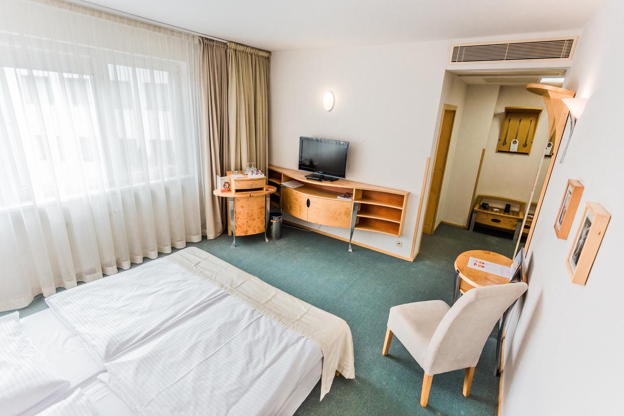 Hotel Set Bratislava Exterior photo
